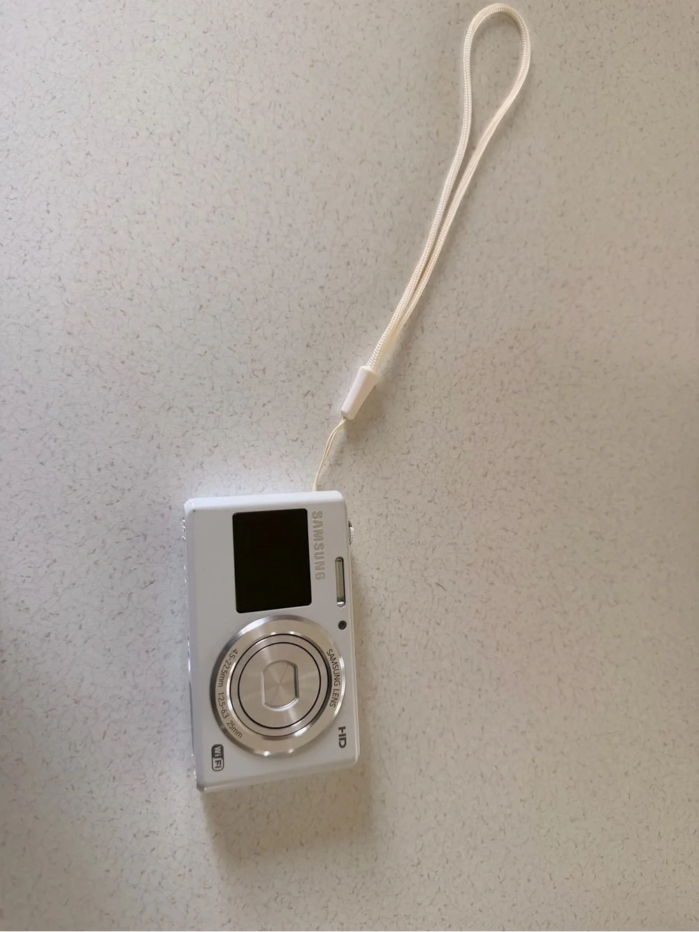Samsung DV150F-WI-FI-RARE DUAL VIEW-16.2 MP-6x Optical Zoom